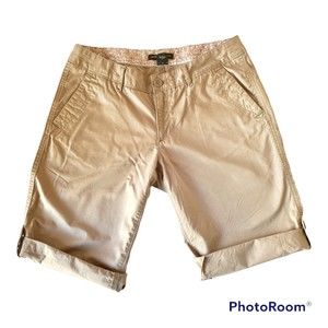 Eddie Bauer Women's Khaki Bermuda Shorts Sz 8 - Flat Front/Roll-up Leg Cotton
